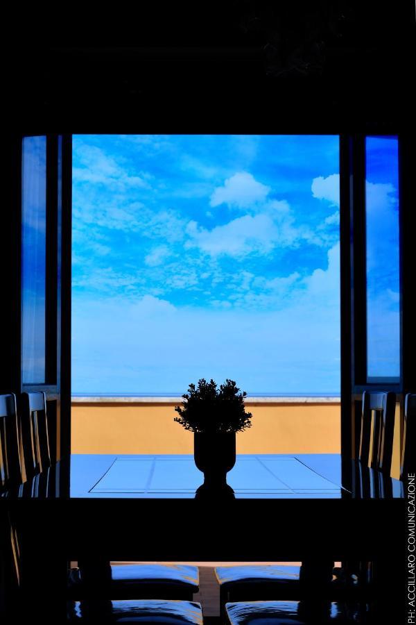 Apartament La Terrazza Sul Mare Montesilvano Marina Zewnętrze zdjęcie