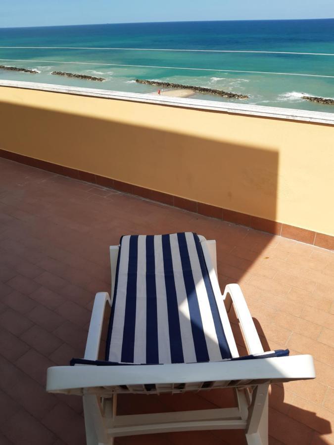 Apartament La Terrazza Sul Mare Montesilvano Marina Zewnętrze zdjęcie