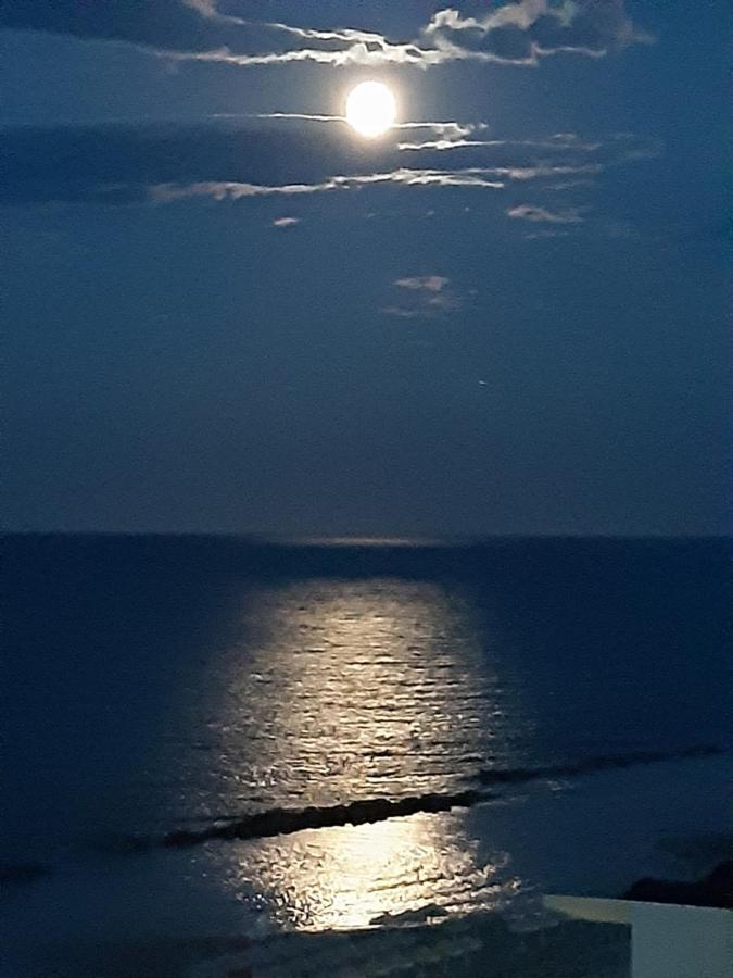 Apartament La Terrazza Sul Mare Montesilvano Marina Zewnętrze zdjęcie