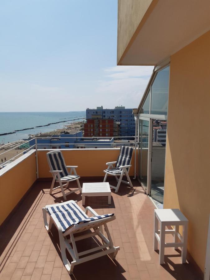 Apartament La Terrazza Sul Mare Montesilvano Marina Zewnętrze zdjęcie