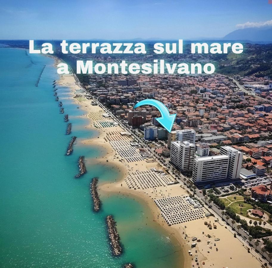 Apartament La Terrazza Sul Mare Montesilvano Marina Zewnętrze zdjęcie