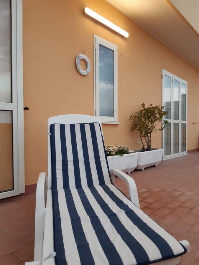Apartament La Terrazza Sul Mare Montesilvano Marina Zewnętrze zdjęcie